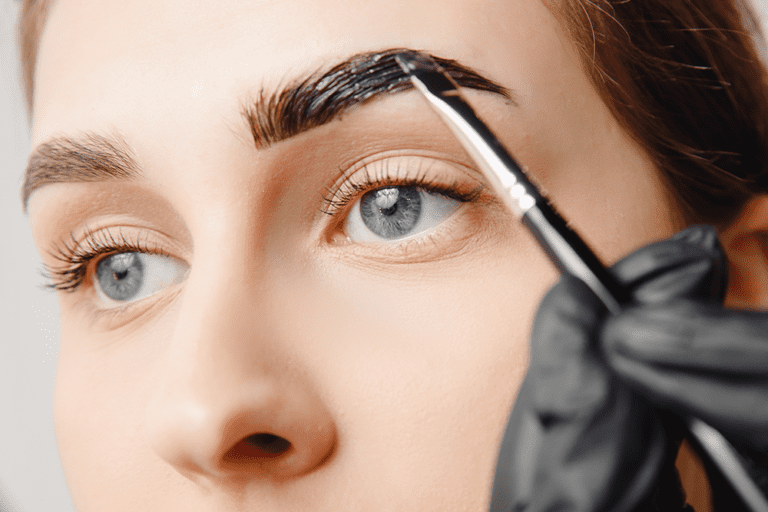 eyebrow tinting at Skinclusive